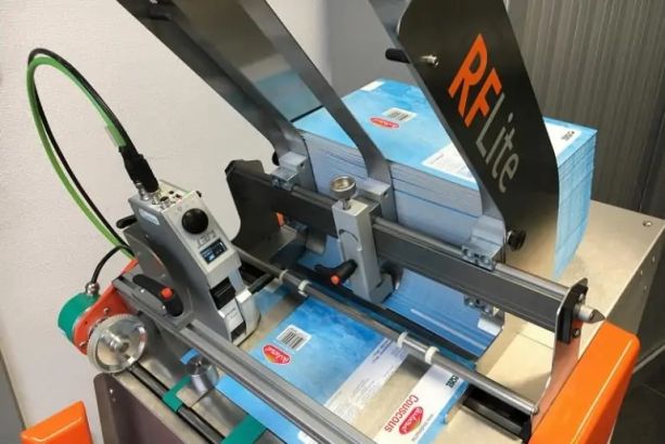 精简型 RF-Lite 全自动分页机